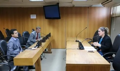 Comissão da Fiol aprova audiência com Sema e Inema sobre demandas na ferrovia