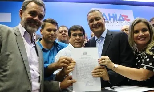 Ivana, Otto e Rui disponibilizam R$ 500 mil para calçamento em Riacho de Santana
