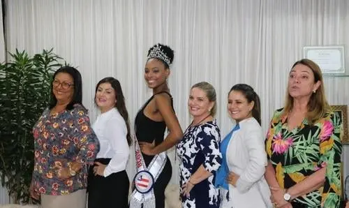 Miss Bahia 2018 visita Alba e é recepcionada por deputadas baianas