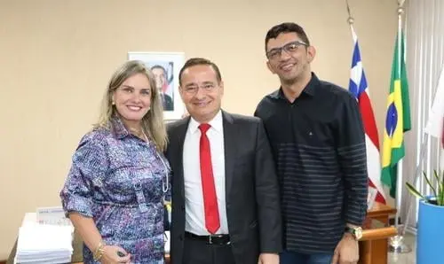 Mais acesso à água para o município de Iuiu é pauta de reunião na SIHS