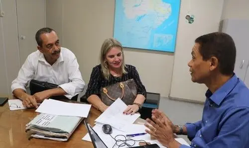 Ivana reitera pedido de obras de iluminação para Palmas de Monte Alto