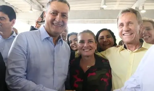 Dom Basílio recebe diversos equipamentos para serviços no município 