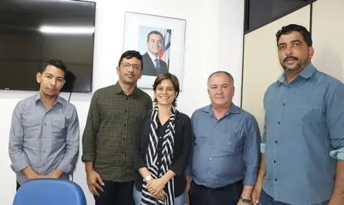  Prefeito busca a efetivação de convênio para regularização de imóveis em Iuiu
