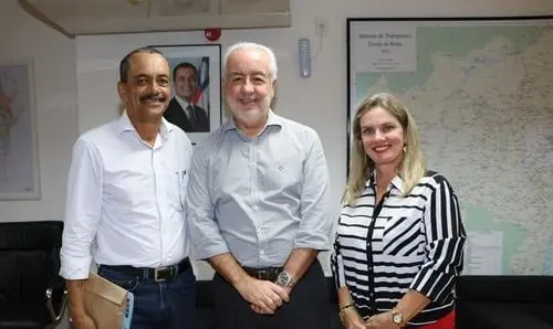 Ivana e prefeito pedem pavimentação de novo acesso para Palmas de Monte Alto