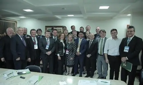 Ivana discute sobre a realização da CNLE com diretoria da Unale 