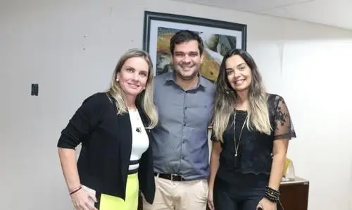 Ivana e Vanessa buscam investimentos para a agricultura familiar em Lençóis 