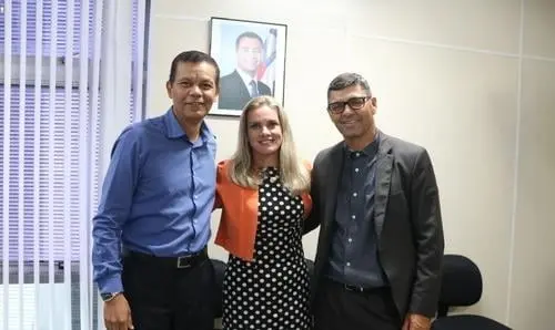 Guanambi: Ivana solicita implantação de sinal de celular para Morrinhos