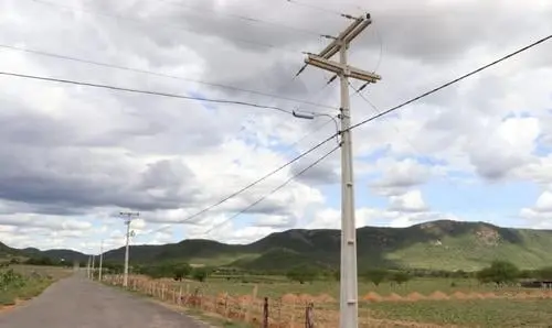 Guanambi: concluídas obras de iluminação do Núcleo de Ceraíma ao IFBaiano 
