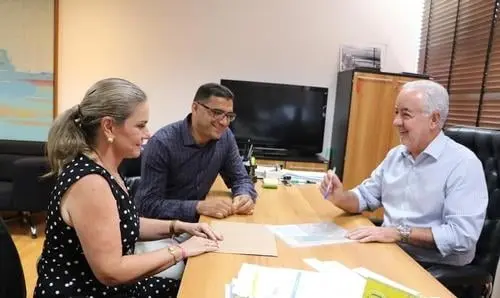Mucugê: Ivana Bastos e prefeito reiteram pedidos de infraestrutura e energia 
