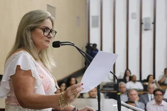 Deputada quer prorrogar ICMS dos transportes interestadual, intermunicipal e de 