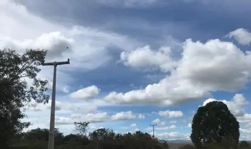 Luta de Ivana Bastos e prefeito garante chegada de luz em zona rural de Mucugê