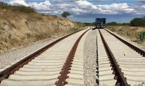 Anúncio de retomada das obras da Fiol é comemorado pela deputada Ivana Bastos