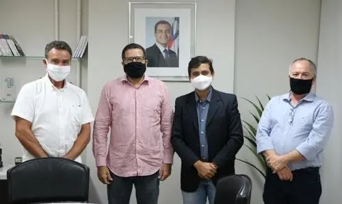 Prefeito de Urandi solicita Posto SAC para atender ao município