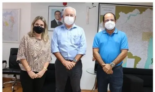 Jussiape: prefeito e Ivana lutam por investimentos em órgãos do estado 
