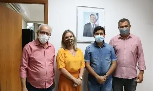 Ivana e Warlei buscam investimentos para Urandi