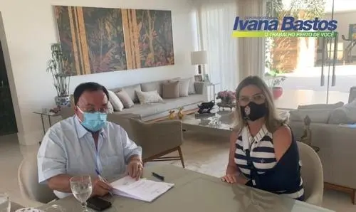 Deputada e prefeito garantem equipamentos para o hospital municipal de Candiba
