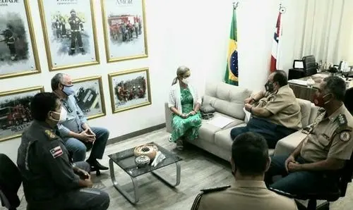 Ivana se reúne com Corpo de Bombeiros para tratar da barragem de Dom Basílio