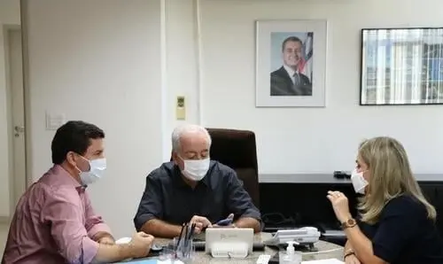 Igaporã: Ivana e prefeito pedem celeridade em processo de pavimentação asfáltica