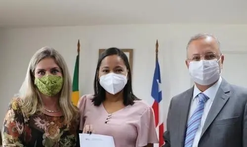 Deputada e prefeita asseguram investimentos para a saúde de Contendas do Sincorá