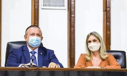 Alba aprova projeto de Ivana que assegura direitos à lactantes
