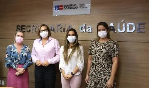 Deputada e prefeita lutam por investimentos na saúde de Lençóis 