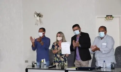 R$ 10 milhões são assegurados para Iuiu, após trabalho de Ivana, Rui e Reinalldo