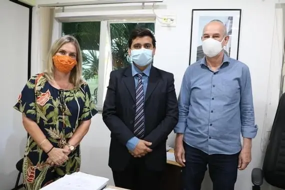Assinado convênio para implantação do abastecimento d´água em Urandi