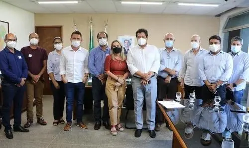 Ivana e Dr. Éder tratam em orgãos públicos dos investimentos para Jussiape 
