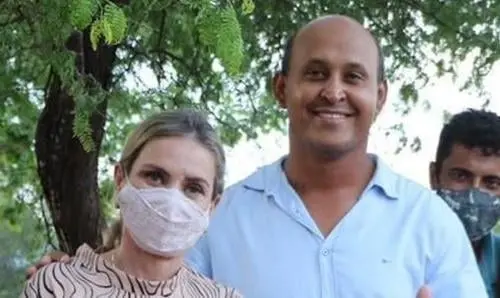 Ivana Bastos e Carlinhos levam energia elétrica para comunidades de Tanhaçu