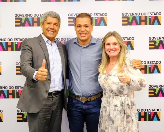 Ivana e Gimmy asseguram retomada de obras do asfalto do Julião a Canabrava em Malhada