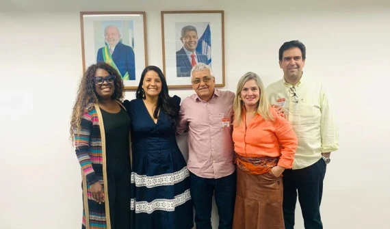 Ivana Bastos e Valtécio buscam novos investimentos para a educação, infraestrutura e a saúde em Caetité
