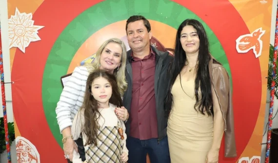  Ivana Bastos participa dos festejos de São Pedro em Iuiu e Igaporã e reforça compromisso com os municípios