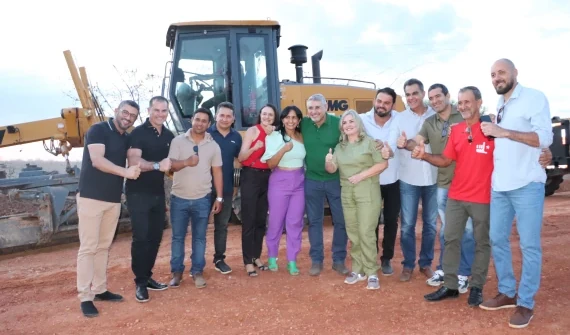  Luta de Ivana Bastos garante estrada que liga Caturama a Feira Nova