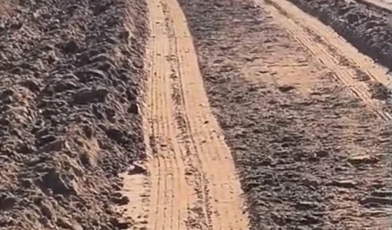 Após luta de Ivana Bastos, iniciadas obras do asfalto que liga Caturama a Feira Nova