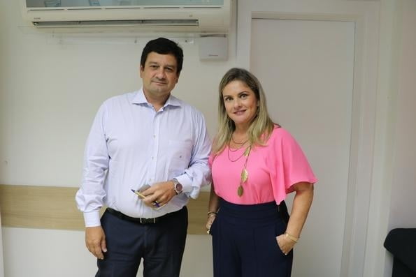 Ivana reitera pedidos de Lajedinho e Rio do Antônio na Embasa