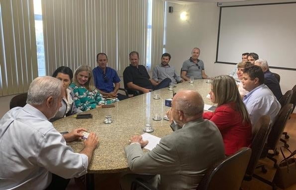Ivana Bastos e produtores tratam sobre a ampliação do sistema elétrico no Oeste