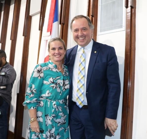  Ivana entregará Título de Cidadão Baiano ao presidente da Unale