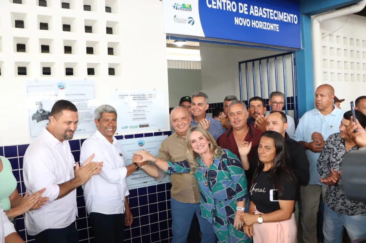 Deputada, governador e prefeito realizam inaugurações e anúncios de desenvolvimento em Novo Horizonte 