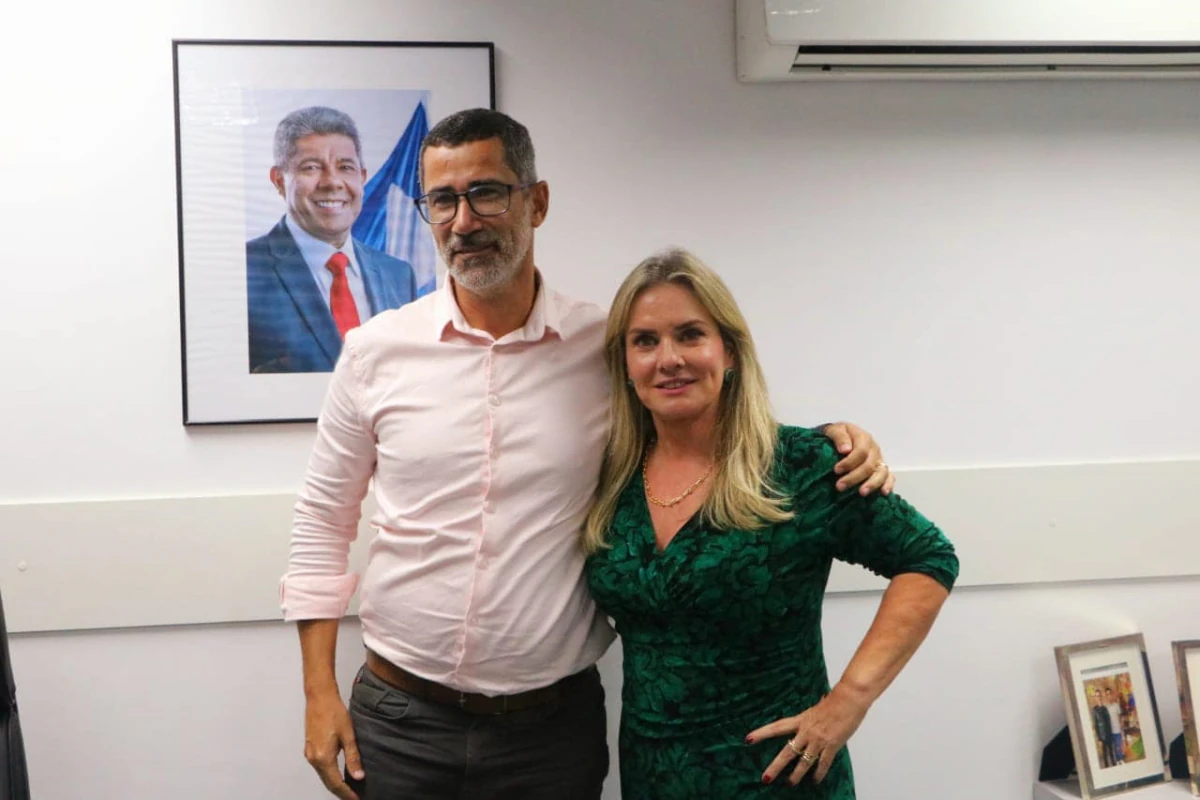 Trabalho de Ivana Bastos resulta em mais água para as famílias de Caetité, Rio do Antônio e Guanambi
