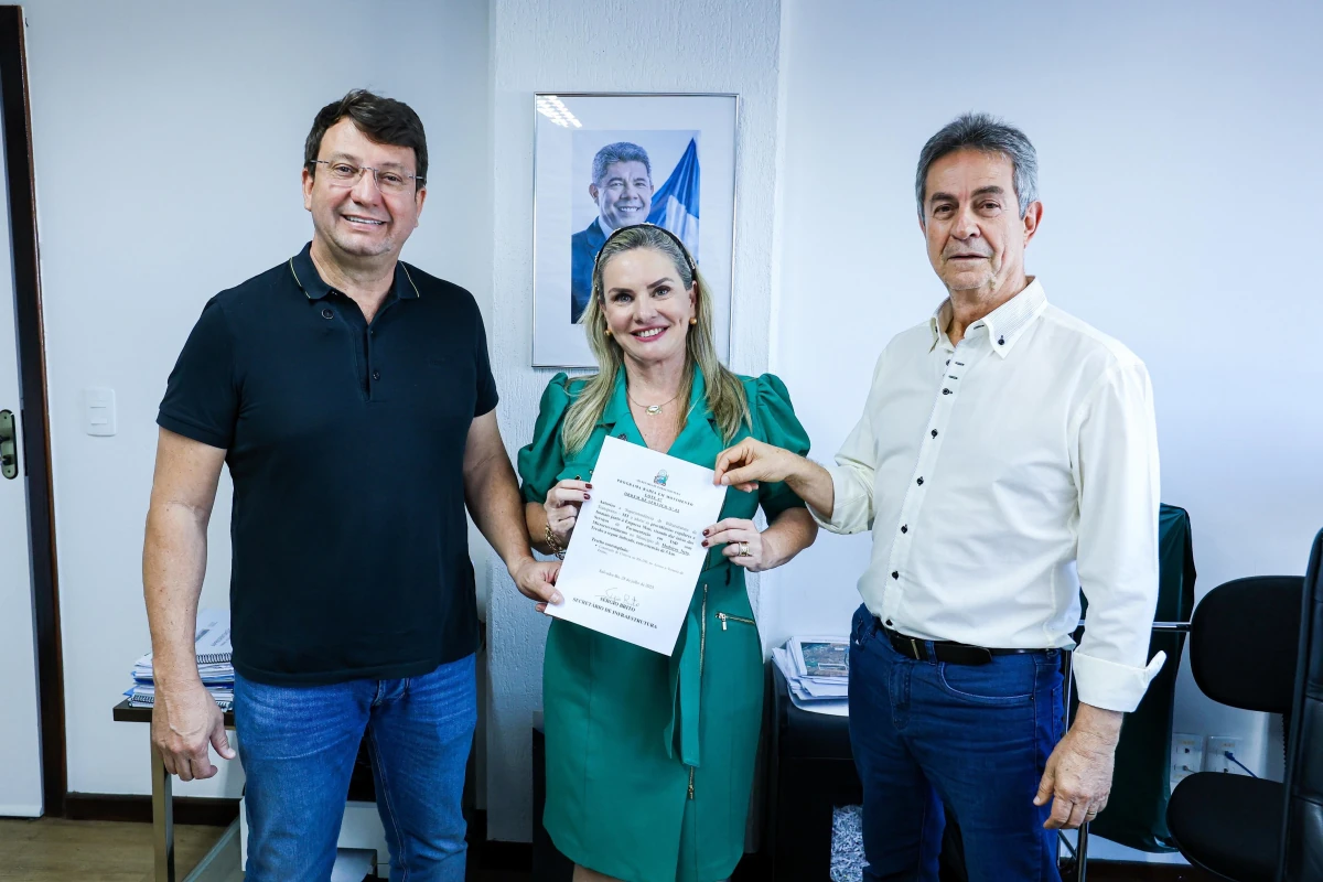 União de Ivana Bastos, Beto Pinto e Dr. Marcelo garante implantação de ciclovia na BA-290, em Medeiros Neto