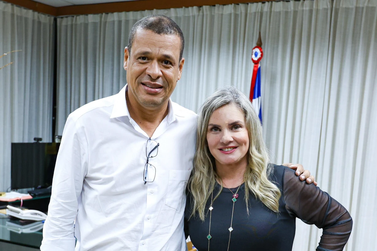 Trabalho de Ivana Bastos e Gimmy assegura mais de R$ 3 milhões para a obra do Cais em Malhada 