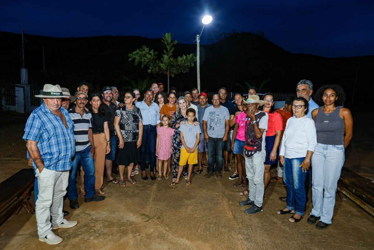 Ivana Bastos garante água na torneira para mais 30 famílias de Guanambi