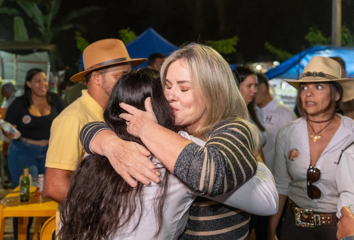  Ivana Bastos percorre cinco municípios baianos em agenda marcada por entregas, investimentos e celebrações