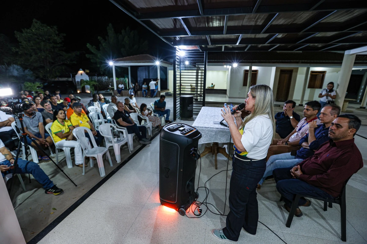 Após trabalho de Ivana Bastos, ordem de serviço autoriza extensão de rede de água que beneficiará mais de 46 famílias em Guanambi